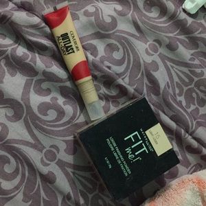 Concealer with loose finishing powder